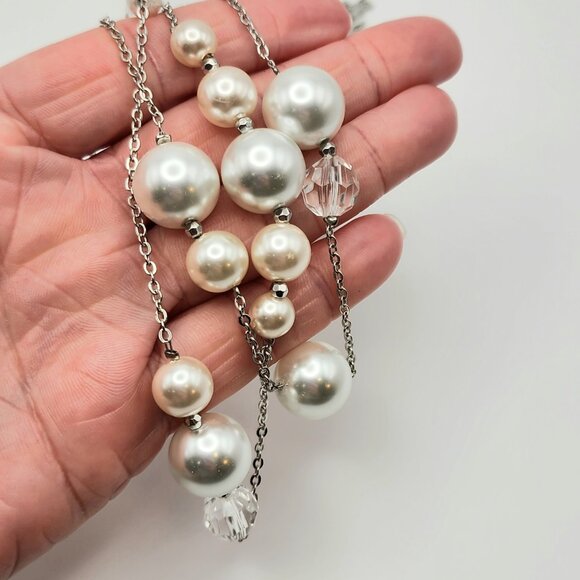 THE LIMITED Imitation Pearl and Faceted Bead Long Layered Necklace - Picture 3 of 7